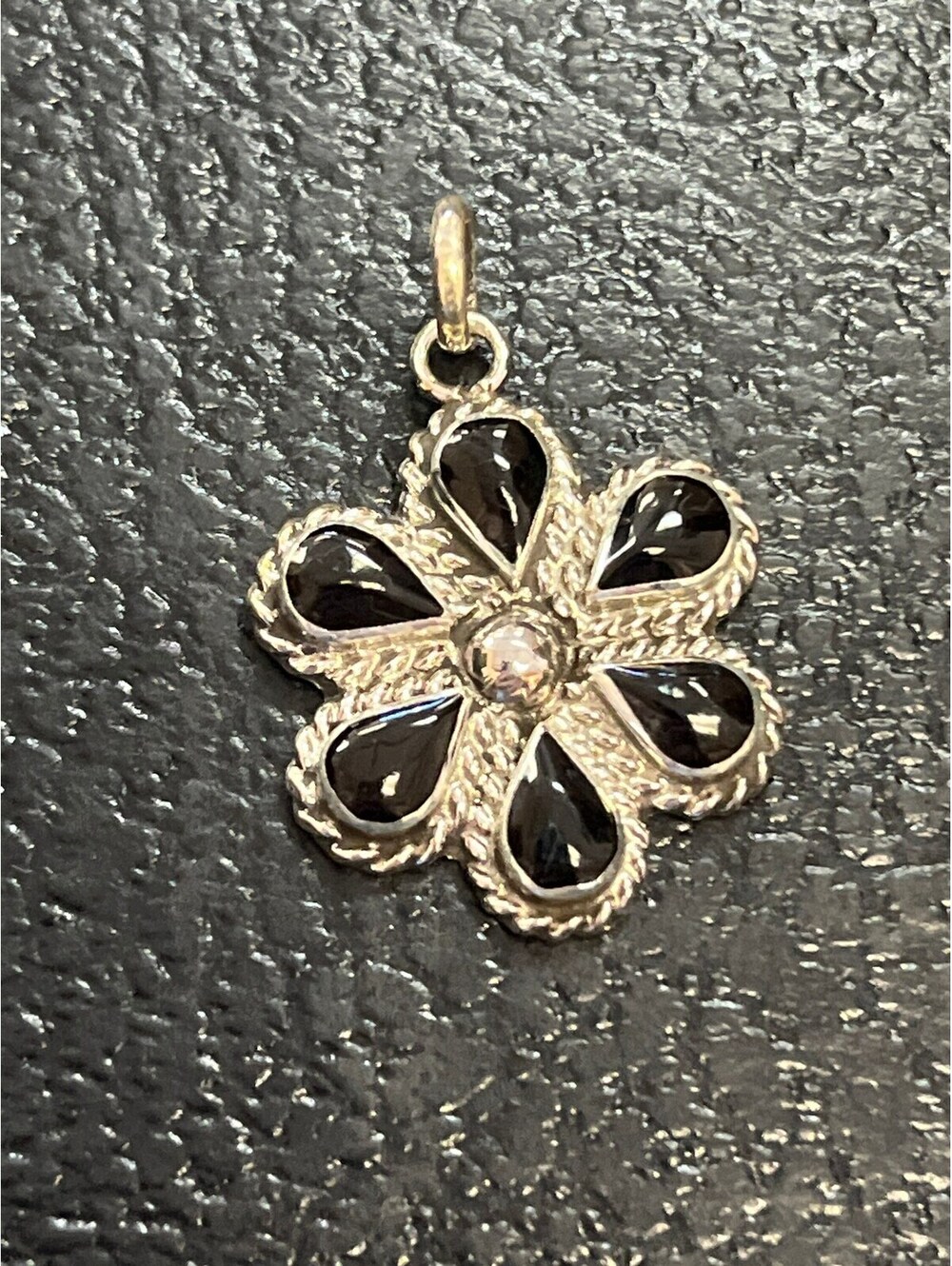 Zuni flower design handmade sterling silver black onyx cluster pendant